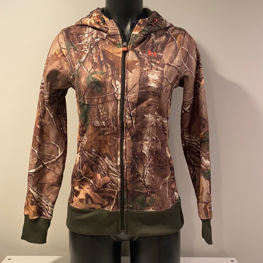 Women’s XS Under Armour zip hoodie.